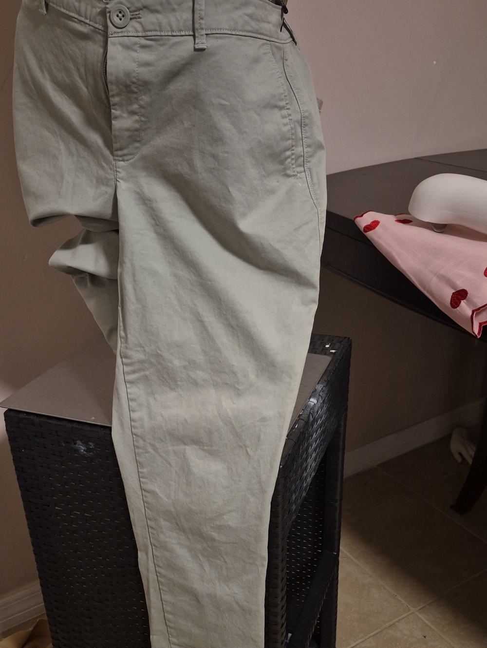 Eddie Bauer Woman's Chinos in Sage.size 10